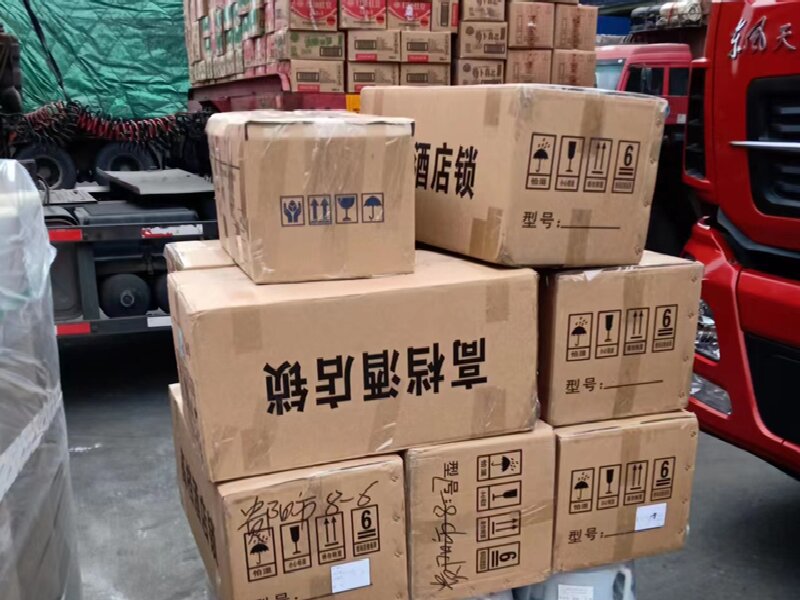 深圳至伊寧物流公司